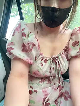 Isabella5 live sex cam