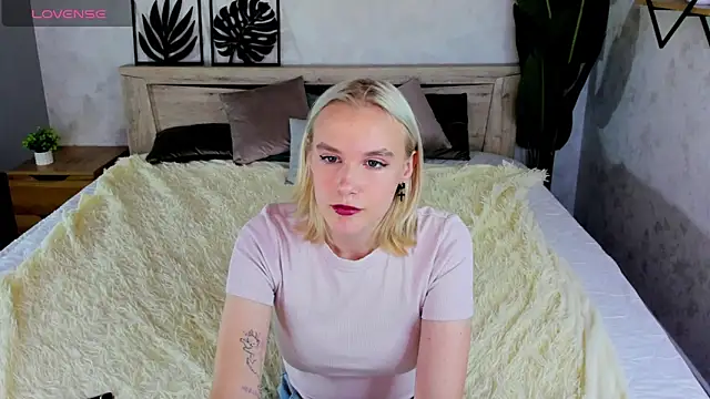Carolin_Miller's web cam