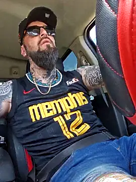 Beardedtattood live sex cam
