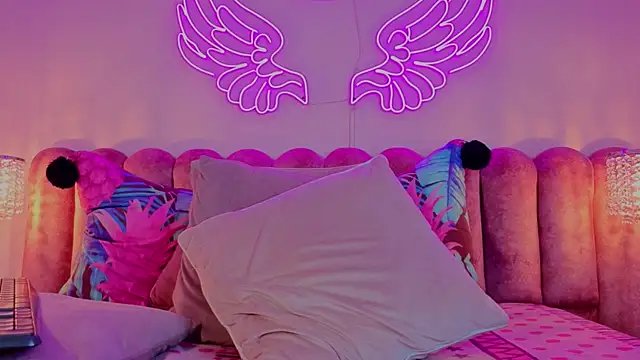 _scarletmoore live sex cam
