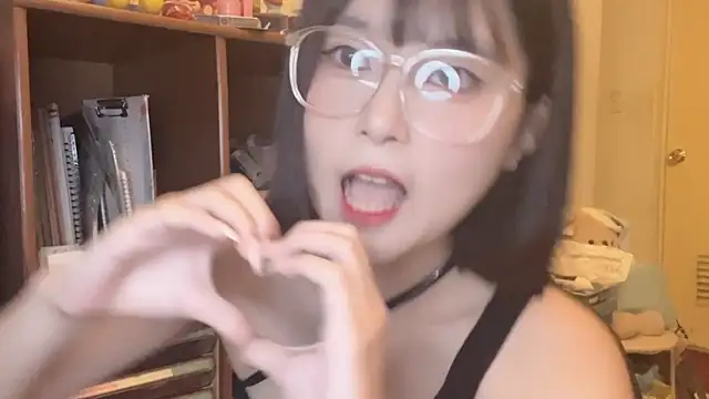 luna51888 live sex cam