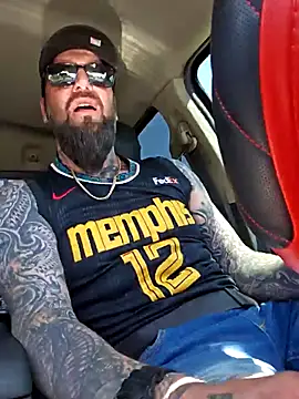 Beardedtattood live sex cam