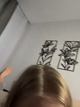 Katejeanie's web cam