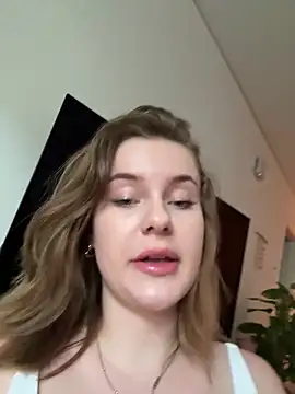 MaribelRiver live sex cam