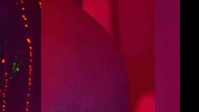 HeyBananas live sex cam