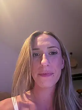 lola_tentatiion live sex cam