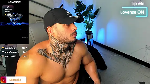 mike_belle live sex cam