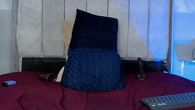 robin__2025 live sex cam