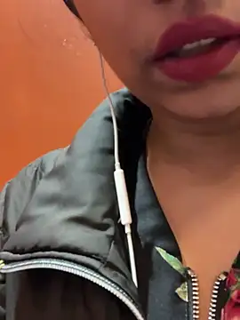 ScarletAss live sex cam