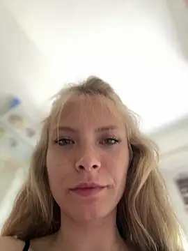 AnastasiaAniess live sex cam