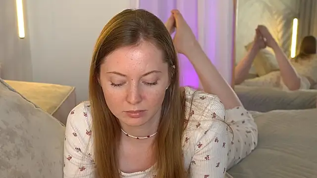 _elisa_omm_ live sex cam