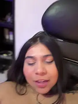 Xochitl_Namuu live sex cam
