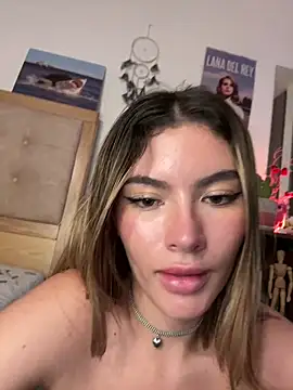 Your_Honeey live sex cam