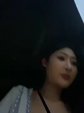 so-linger live sex cam