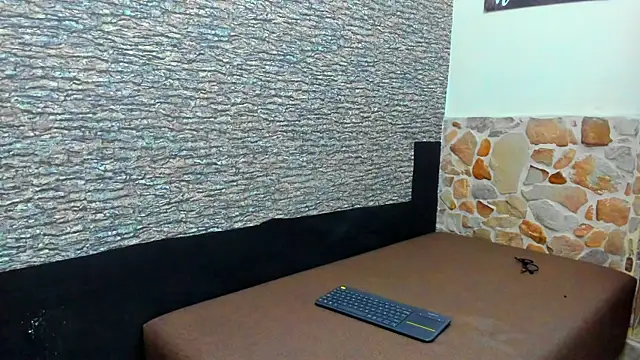 Mike_Owen2 live sex cam