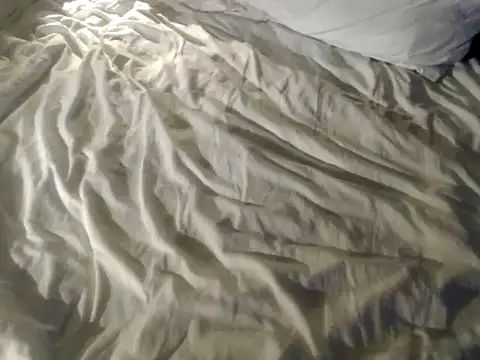 SpunsieLove live sex cam
