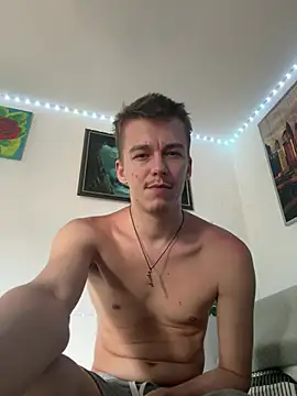 Toyjungee live sex cam