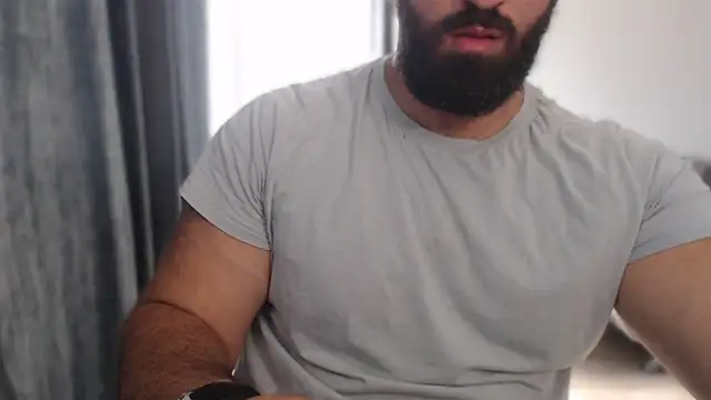hugemachohandsome live sex cam