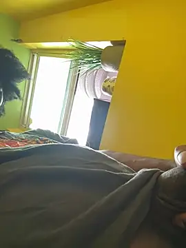 BigBDMari live sex cam
