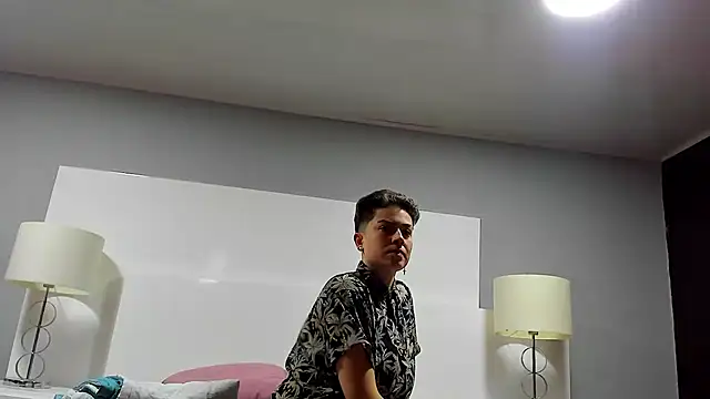 ARESandTHAMARA live sex cam