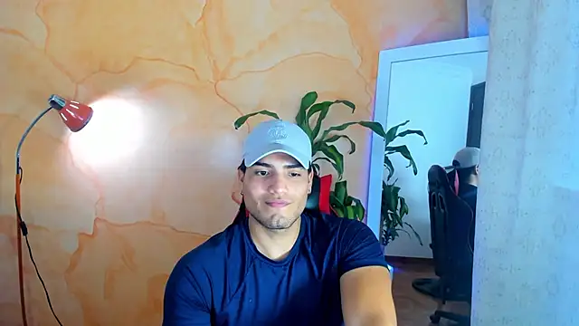 Bigmark18 live sex cam