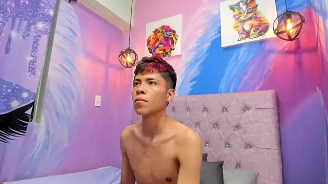 MaxiWildd live sex cam
