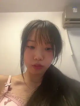 xinyu002 live sex cam