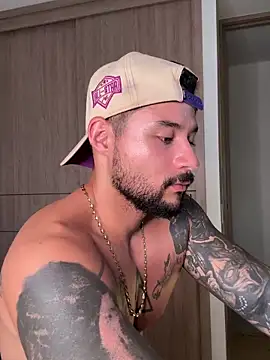 TommyCruz live sex cam
