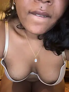 priyadevi17 live sex cam