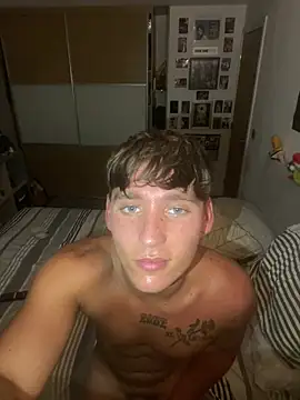 naughtyboy0124 live sex cam