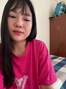 tlomay681 live sex cam