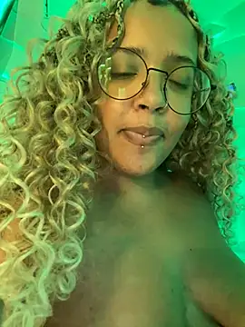 99_Lilith live sex cam