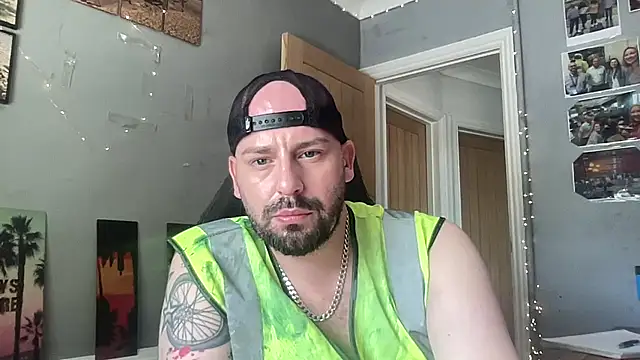 BUILDER4YOU live sex cam