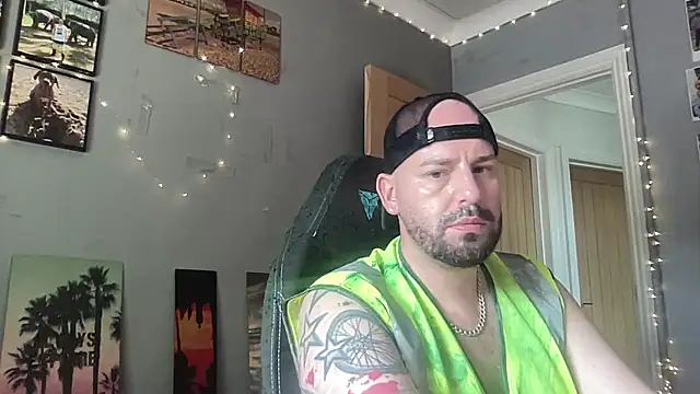 BUILDER4YOU live sex cam