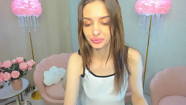 sweet-sugar's Stripchat show and profile