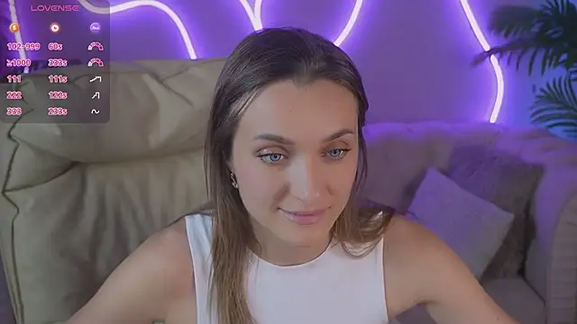 EmmySkyy live sex cam