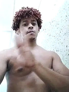 Os_pretinhos live sex cam