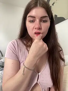 EllyNora live sex cam