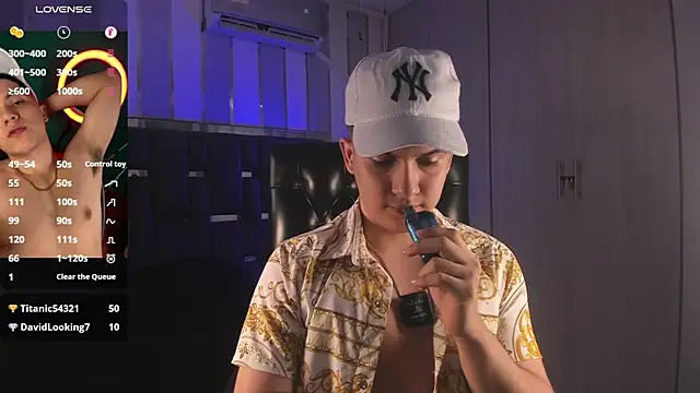 Brat_ live sex cam