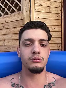 OscarGriffin live sex cam