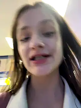 KittyQueeny live sex cam