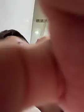 zxb757369 live sex cam