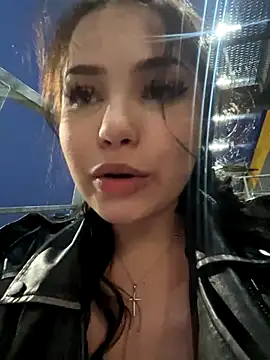 Chloe__Moon live sex cam