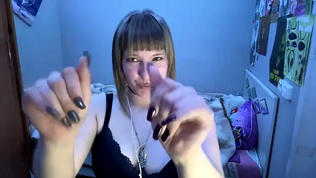 Risky_Rose's web cam