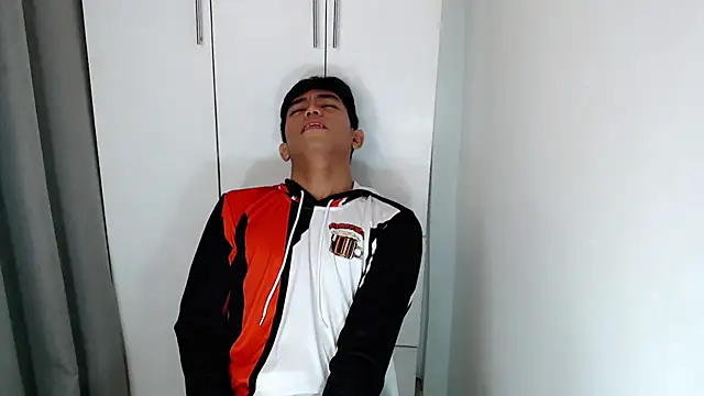 Hotlester live sex cam