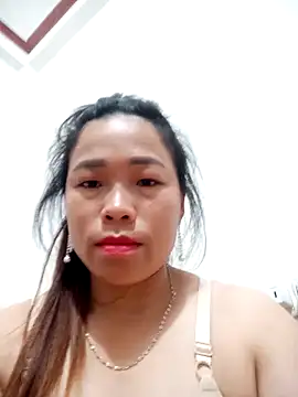 Anh-Huyen33 live sex cam