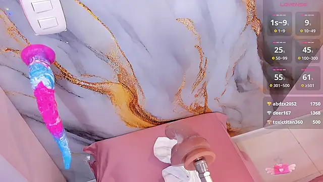 hinata_dolly live sex cam