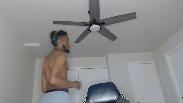 ChrisVacher live sex cam