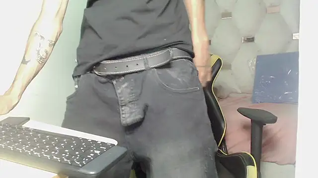 Kris_cuervo live sex cam