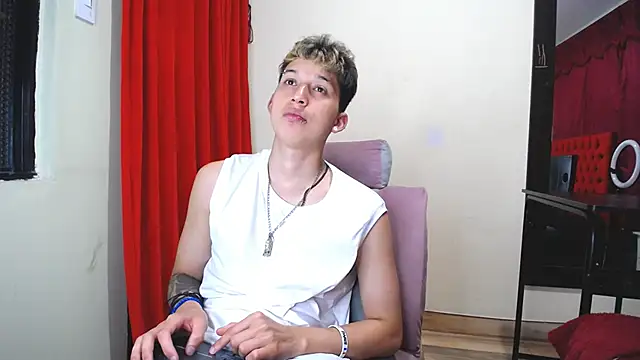 _Thomas_hot_ live sex cam